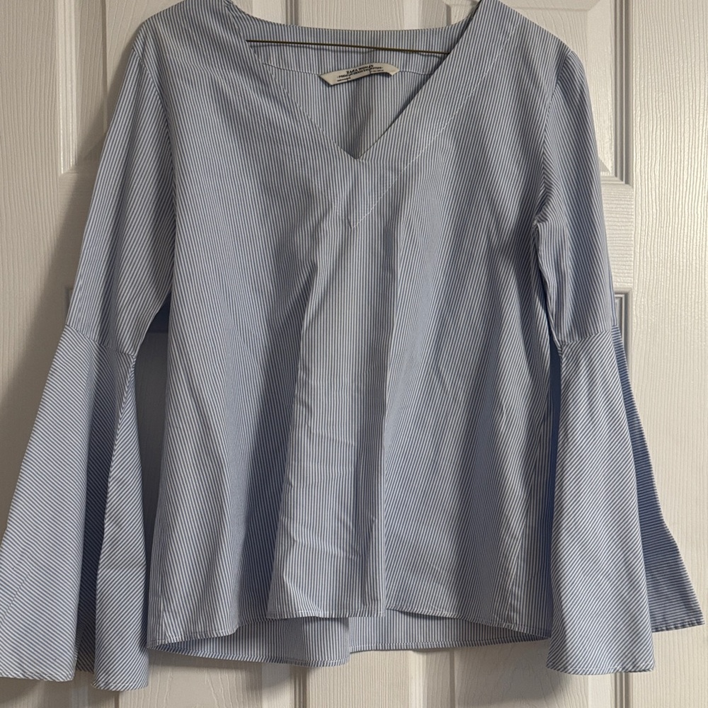 Zara Light Blue Striped V-Neck Bell Sleeve Blouse 100% cotton size S
